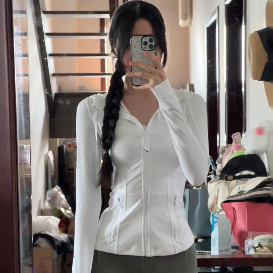 Lululemon Yoga Jacket qc 3