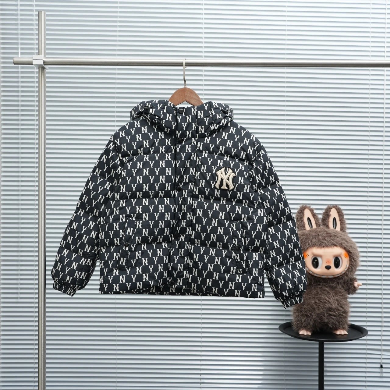 Monogram Puffer Jacket qc 3