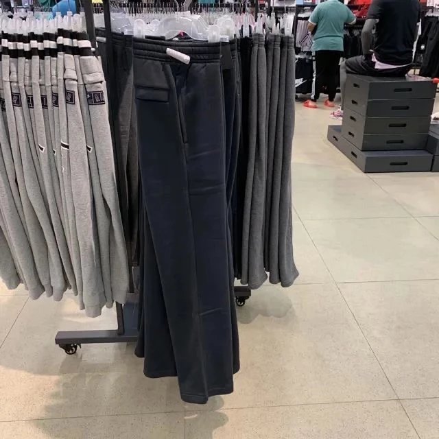 Fleece Sweatpants qc 3
