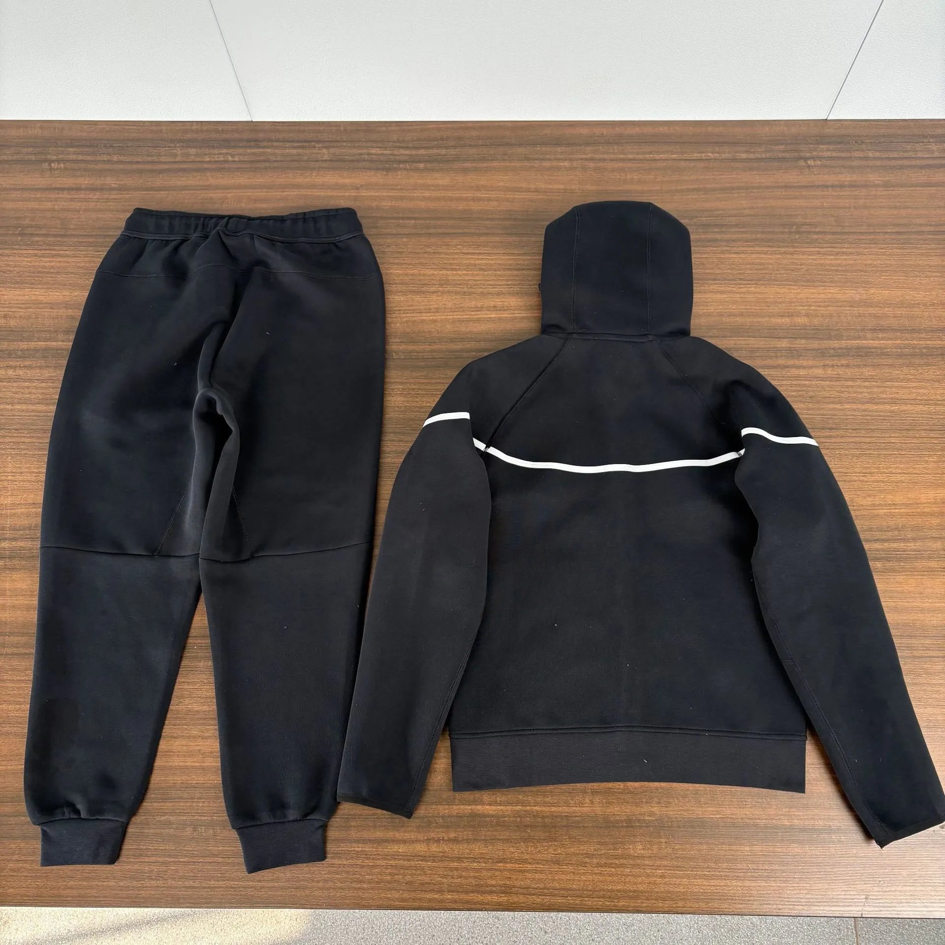 Nike Tech Fleece Tracksuit qc 4