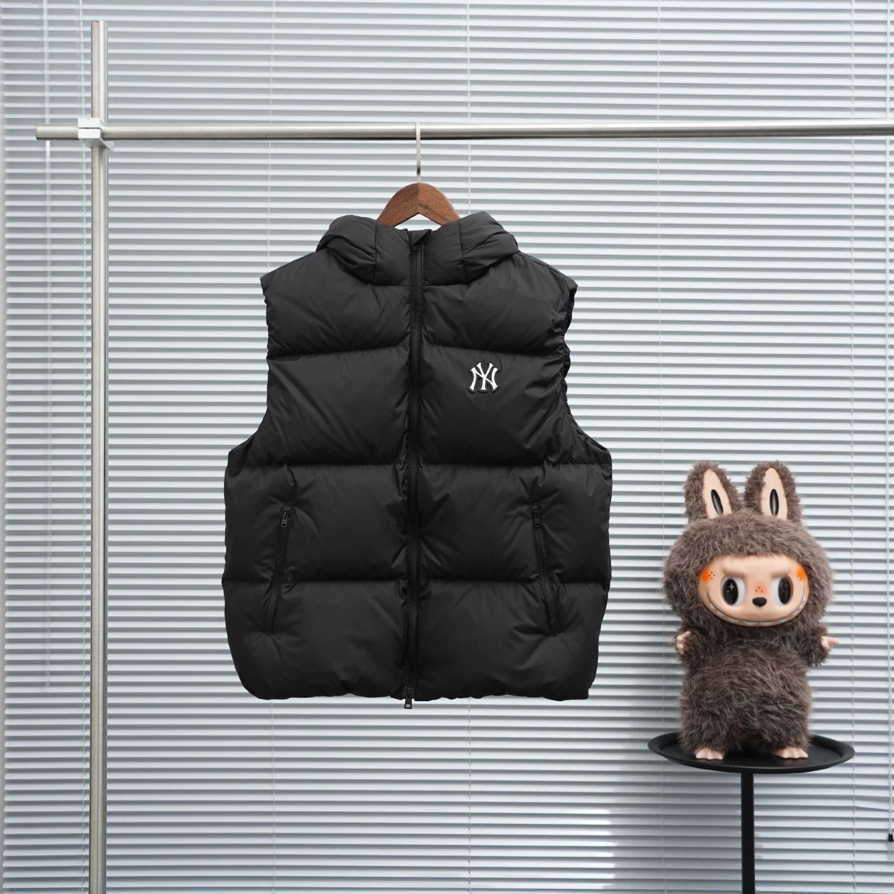 Hooded Puffer Vest qc 2