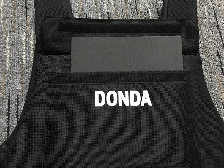 Donda Vest qc 2