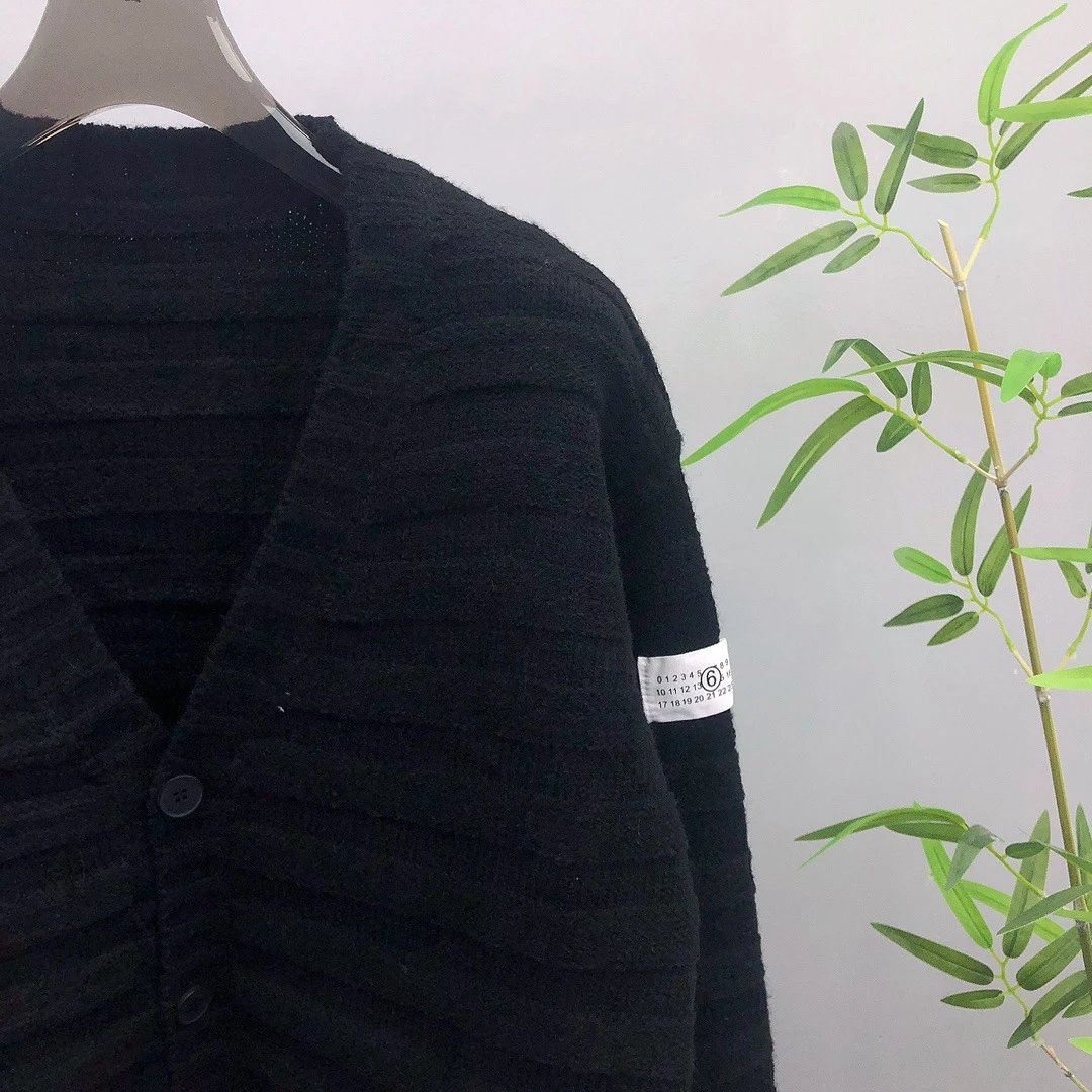 Distressed Cardigan qc 4