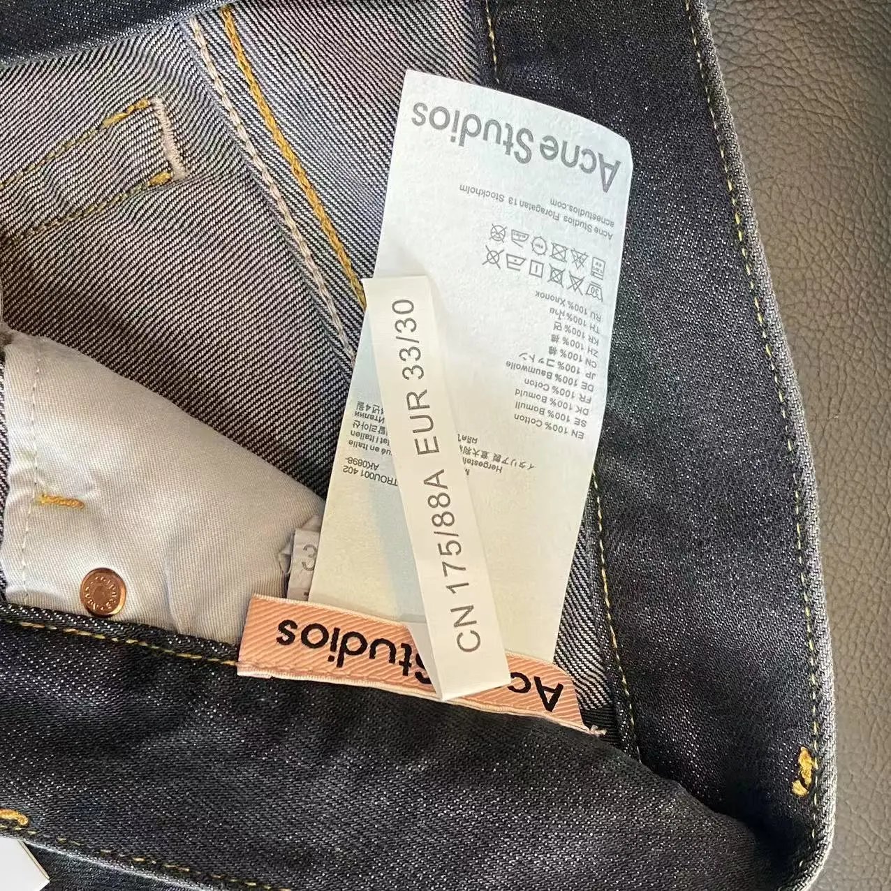 Washed Denim Jeans qc 6