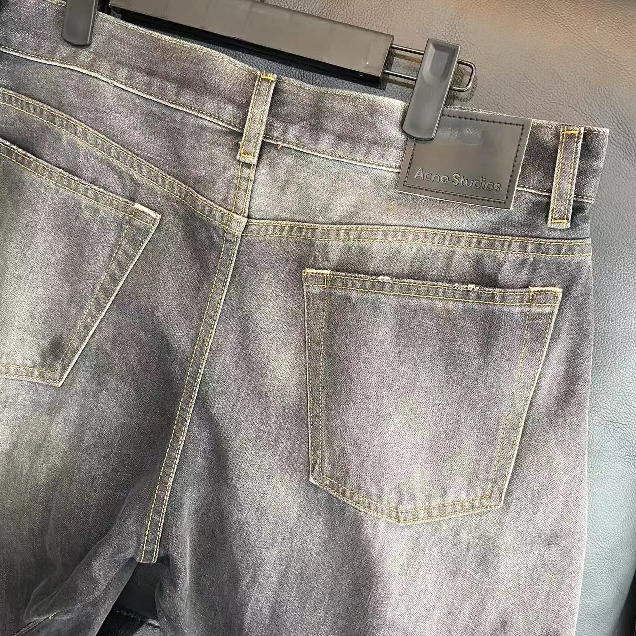 Washed Denim Jeans qc 9