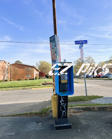 Pay-Phone 