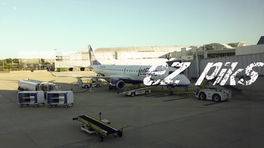 Commercial Jet