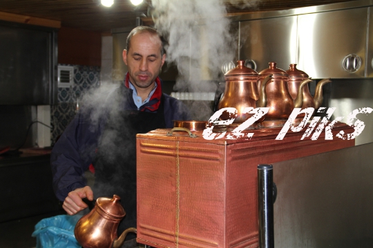 Traditional Turkish Tea