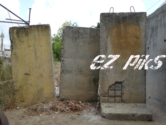 Jersey Barriers 