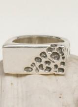 Anel quadrado textura coral (Anel Falésia)