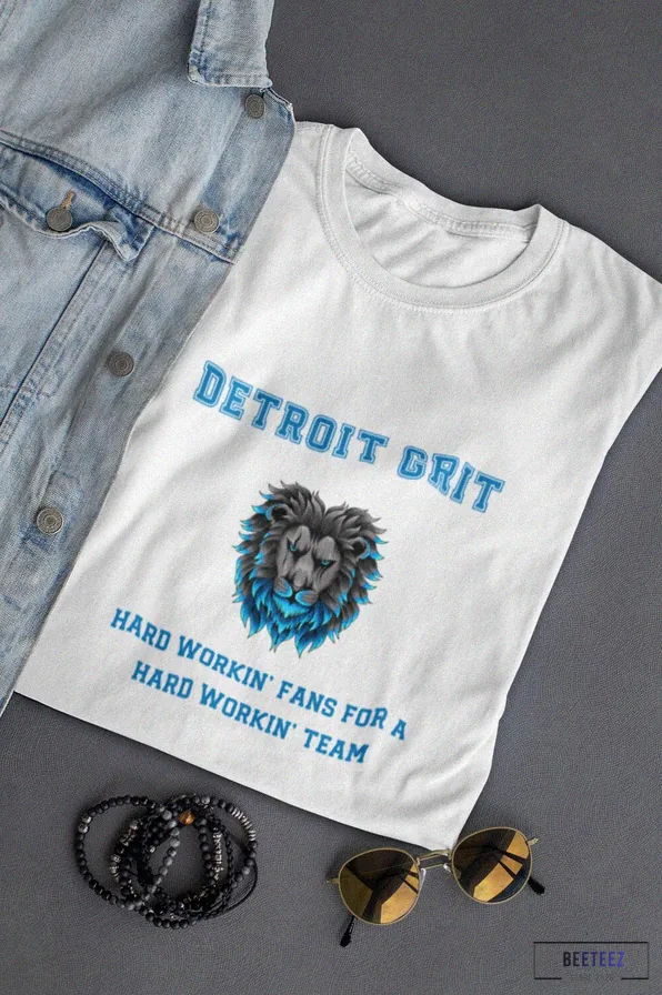 Beeteez - Custom Name Jersey - Detroit Lions Grit Fans Jersey Short Sleeve Tee