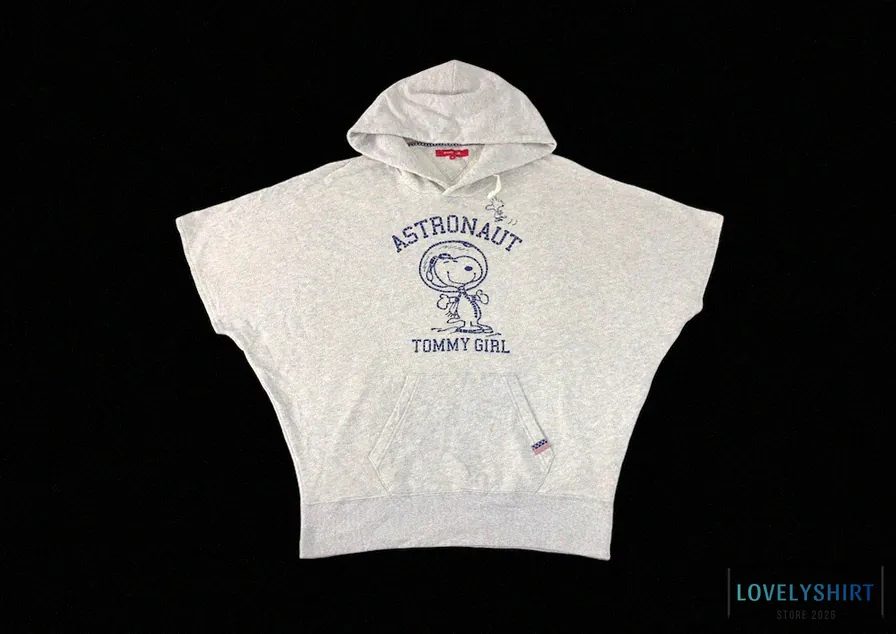 Lovelyshirt - Fleece Sweatshirt - Vintage Style Pull Over Tommy Girls Snoopy Peanut Hoodies Sweatshirt Big Logo Inspired Designer Streetwear Fits Big Size K688