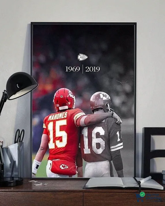 Onlytee - Wall Art Poster - Kansas City Chiefs Logo 1969 2019 Patrick Mahomes Len Dawson Poster Canvas Poster Canvas