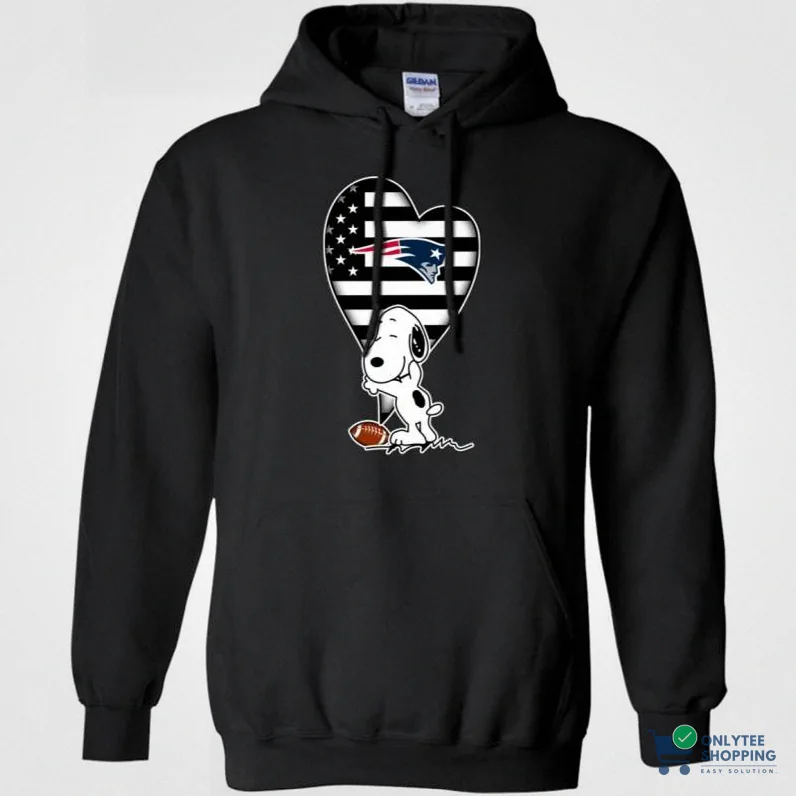 Onlytee - Graphic Tee - New England Patriots Snoopy In My Heart Shirts