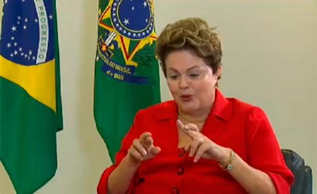 Dilma mostra superstições que faz durante os jogos