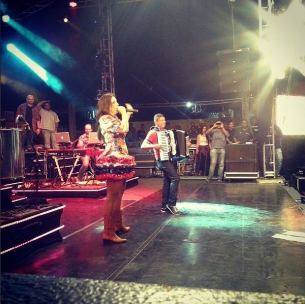 ivete_sangalo_sao_joao_forro_do_sfrega_Foto Gisele Lopo