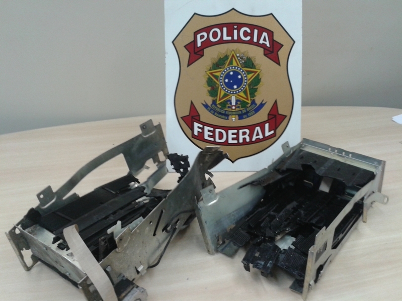 caixas eletrônicos