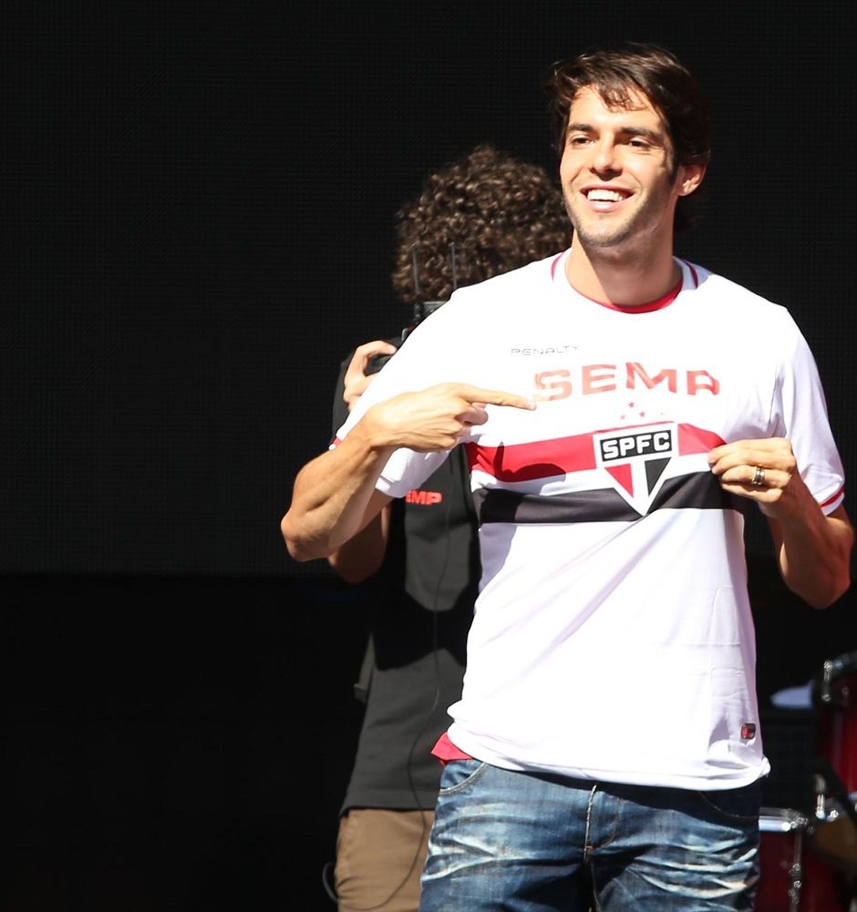 Apresentação do jogador Kaká