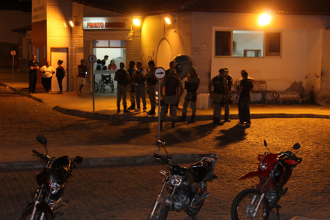 policia-hospital-magalhaes-neto-foto-site-brumado-noticias-89