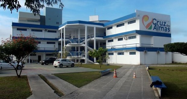 CENTRO-ADMINISTRATIVO-DE-CRUZ-DAS-ALMAS1-620x330