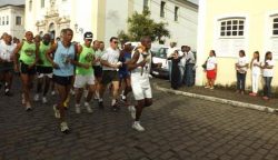 650x375_2-de-julho-tocha-simbolica-comemoracoes-bahia_1535250