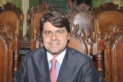 Presidente_elito_Paulo_Camara0894_201312131536971066