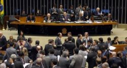 2047,em-segundo-turno-camara-dos-deputados-aprova-reforma-politica-2