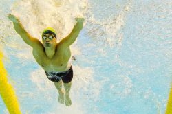 Leonardo de Deus foi ouro nos 200m borboleta