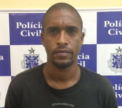 preso após roubar turista