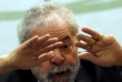 Former Brazilian President Luiz Inacio Lula da Silva gestures as he attends a "Democracy and social justice" seminar in Sao Paulo, Brazil, April 25, 2016. REUTERS/Paulo Whitaker