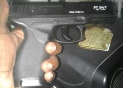 simulacro%20de%20arma%20de%20fogo%202
