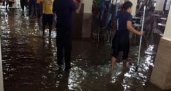 25449teixeira-de-freitas-fortes-chuvas-alagam-diversos-pontos-da-cidade-2