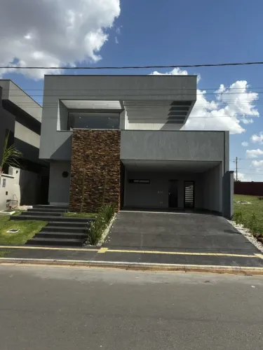 Casa de condomínio para venda com 253 metros quadrados com 3 quartos