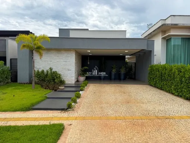 Casa Térrea com 3 Suítes Plenas + Home Office, Semi Mobiliada, no Condomínio Jardim Veneza