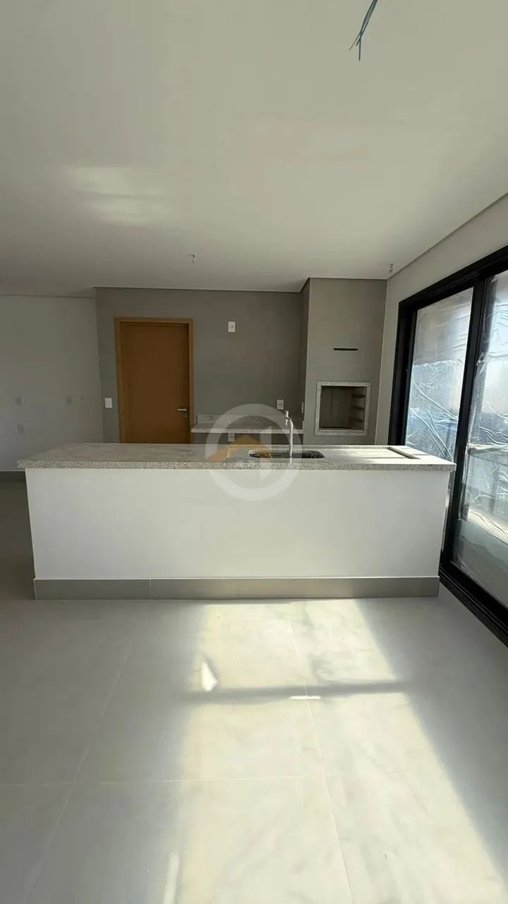 Apartamento Alto Padrão de 3 Suítes com 122m² no Jardim América