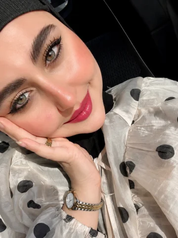 .......Outfit for today 🤍✨ 

@zara 
قبضة ترابِ تركب ظهر الريح وتكابد ألم النور 