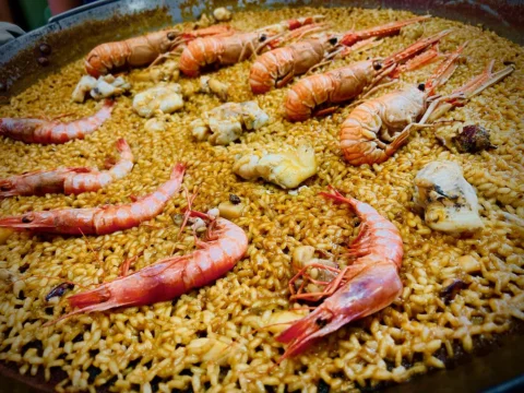 Every bit is legit 🥘

#Paella #Travel #Food #Spain