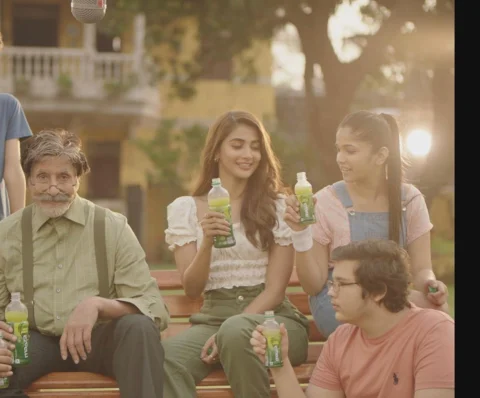 #TBT maaza ad 😍 

@hegdepooja @amitabhbachchan 

#team_prachi #instagram #maaza