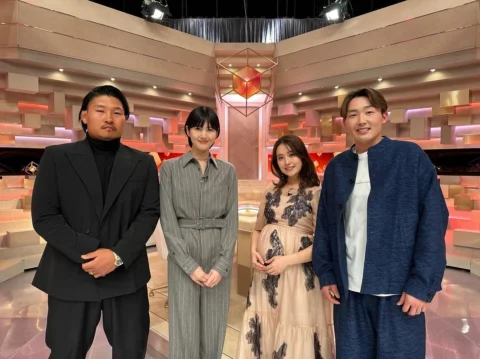 ⁡
1月21日21:00〜
「まつもtoなかい」に出演します！
ラグビー日本代表の稲垣啓太選手とラグビーと野球のお話をさせて頂いています🏉⚾️
そして番組初の