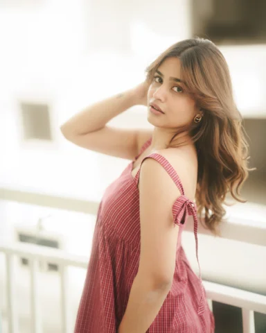 Living in my playlist🦩Ok bye! 
.
📸: @rajeshphoto_ 
 

#fyp #varshadsouza❤️