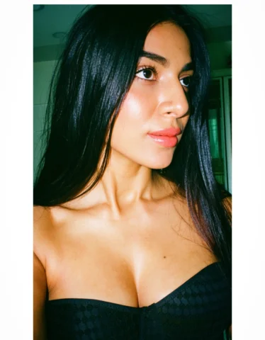 “A queen doesn’t compete. She reigns.” ♛
