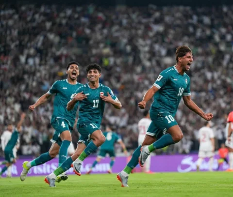 مباااارك للعرااااق،، 🇮🇶🇮🇶🇮🇶🇮🇶🇮🇶#يلا_الكاس_العالم

#يونس_محمود