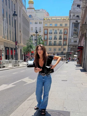 Forever your girl 💌