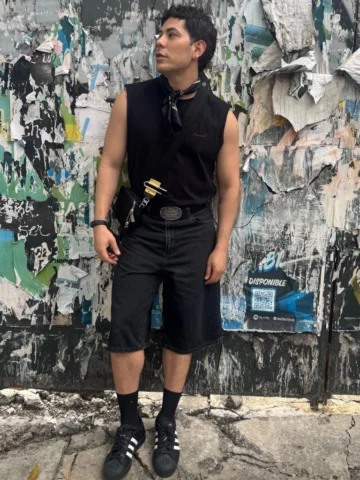 CDMX. All black, all fun. 🖤🪩