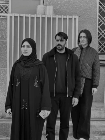 شنو تتوقعون راح تسوي سلوى؟

#ليل_البنفسج 
مسلسل ليل البنفسج يوميا على شاشه الراب