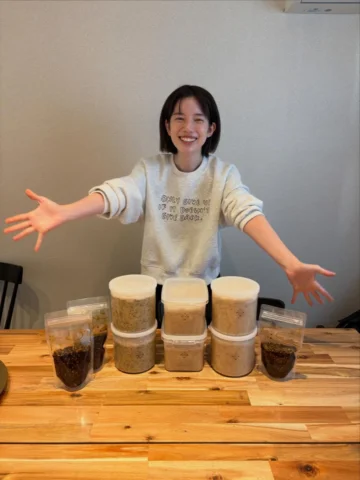 皆さん今年もありがとうございました🙇‍♀️
⁡
番組を通してはもちろんですが、
ことこのInstagramに関しては、
自分のプライベート写真を全然撮らない
