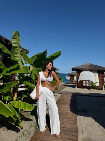 Bol güneş, bol deniz 🤍🌊☀️
*reklam