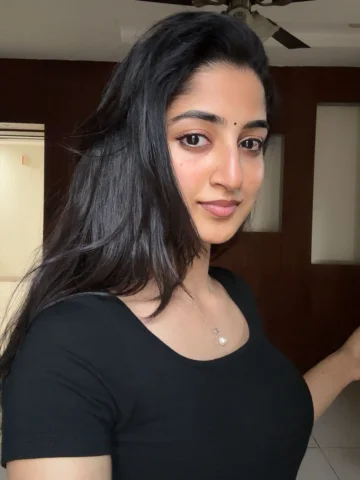 Ammayilu with bindis are “Kotha Varasa”☺️