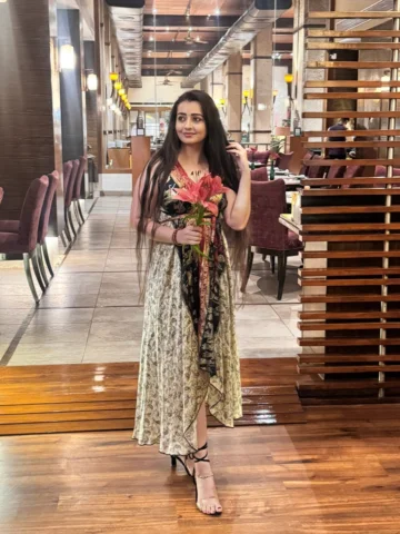❤️ Lost in tha right direction 🌍😎

@fariyasresortlonavla 

#chahat #vacationmo