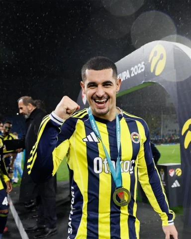 Çok yaşa Fenerbahçe @fenerbahce 💛💙
